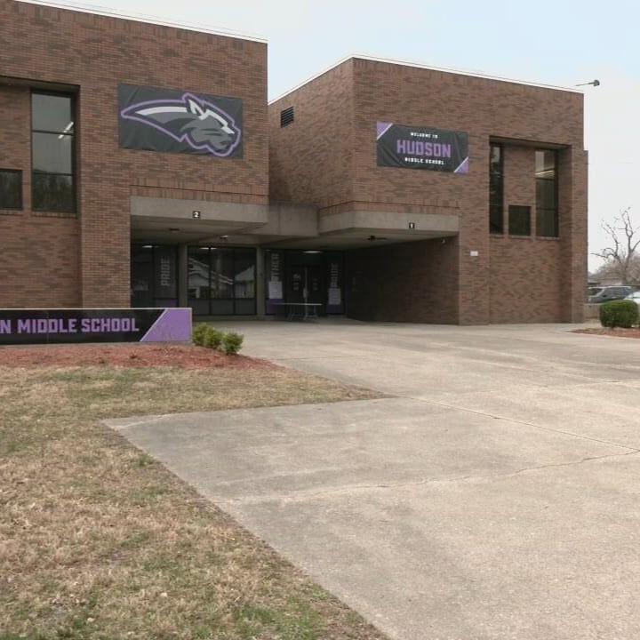JCPS proposes to merge 2 elementary schools, split 1 middle school